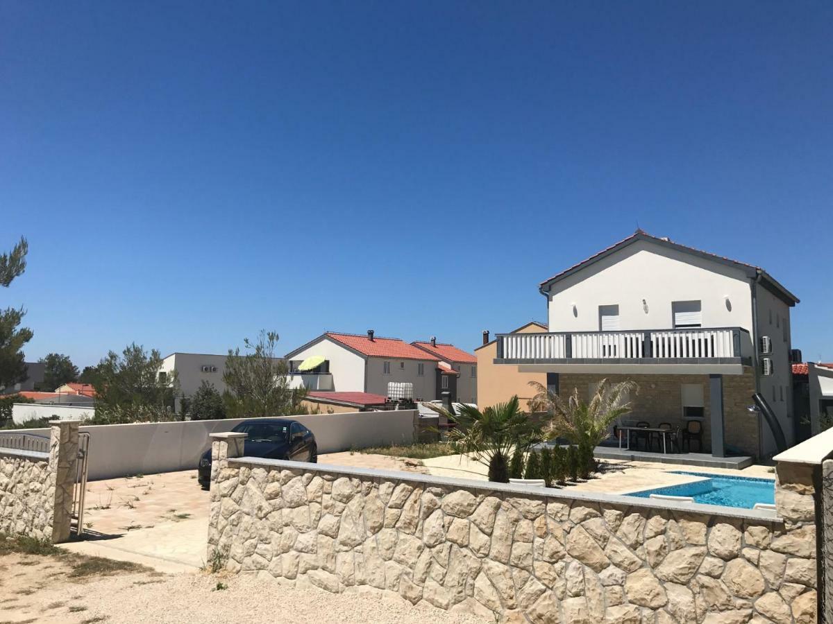 Villa Santa Barbara Vrsi Exterior photo